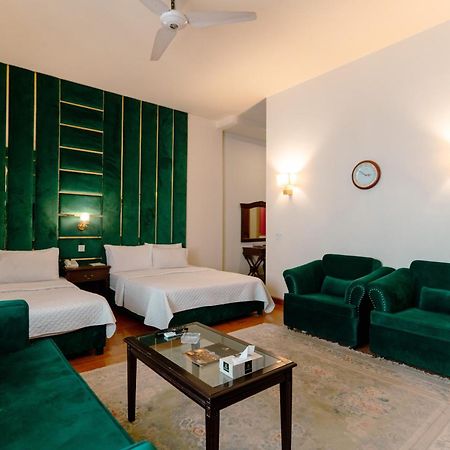 Hotel Vip House Peshawar Extérieur photo