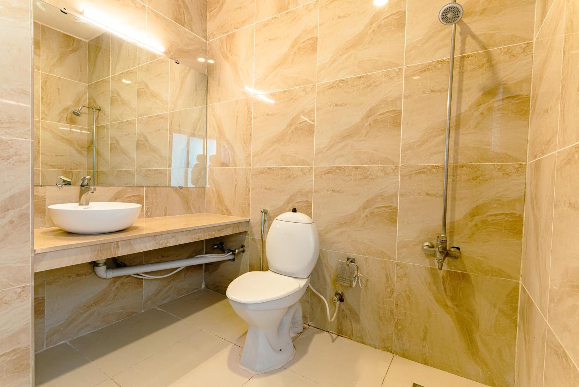Hotel Vip House Peshawar Extérieur photo
